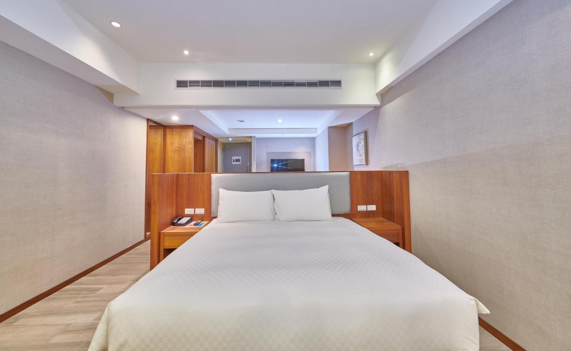 Grand Bay Resort Hotel Хенгчун Экстерьер фото Deluxe Room